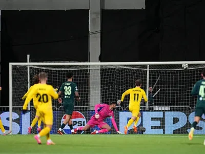 Bóc Trần 3 Lỗ Hổng Chí Tử Khiến Man City Sụp Đổ: Guardiola Đã Sai Ở Đâu?