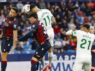 Elche vs Barca: ‘Mồi ngon’ quen thuộc, Barca quyết thắng đậm để nới rộng khoảng cách với Real Madrid?