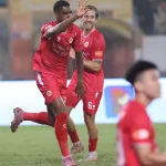 Alan Lập Hat-Trick, Công An Hà Nội Lật Đổ Ninh Bình Để Chiếm Ngôi Đầu V.League 1