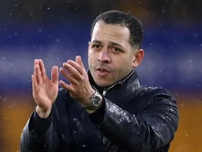 Liam Rosenior ‘bùng nổ’ sau chiến thắng Chelsea 3-1: ‘Khởi đầu không thể tốt hơn!’