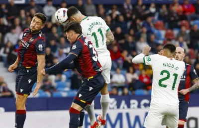 Elche vs Barca: 'Mồi ngon' quen thuộc, Barca quyết thắng đậm để nới rộng khoảng cách với Real Madrid? 1