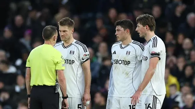 Nhận định Man City vs Fulham (2h30 ngày 122) Tiếp tục bám đuổi 2