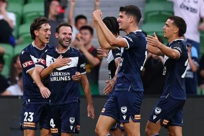 Cựu Sao MU Juan Mata Gây Sốc: Siêu Phẩm Sút Xa Từ Giữa Sân Ở Giải Úc 1